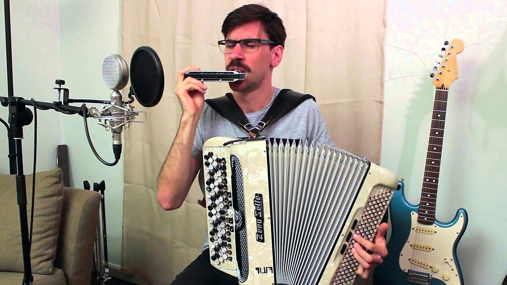 Harmonica and accordion Harmonica Forum